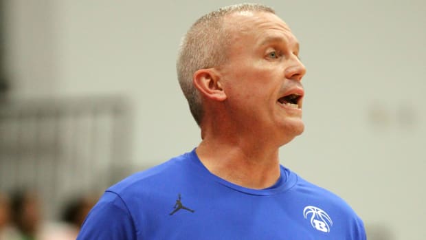 Bryant Coach Mike Abrahamson